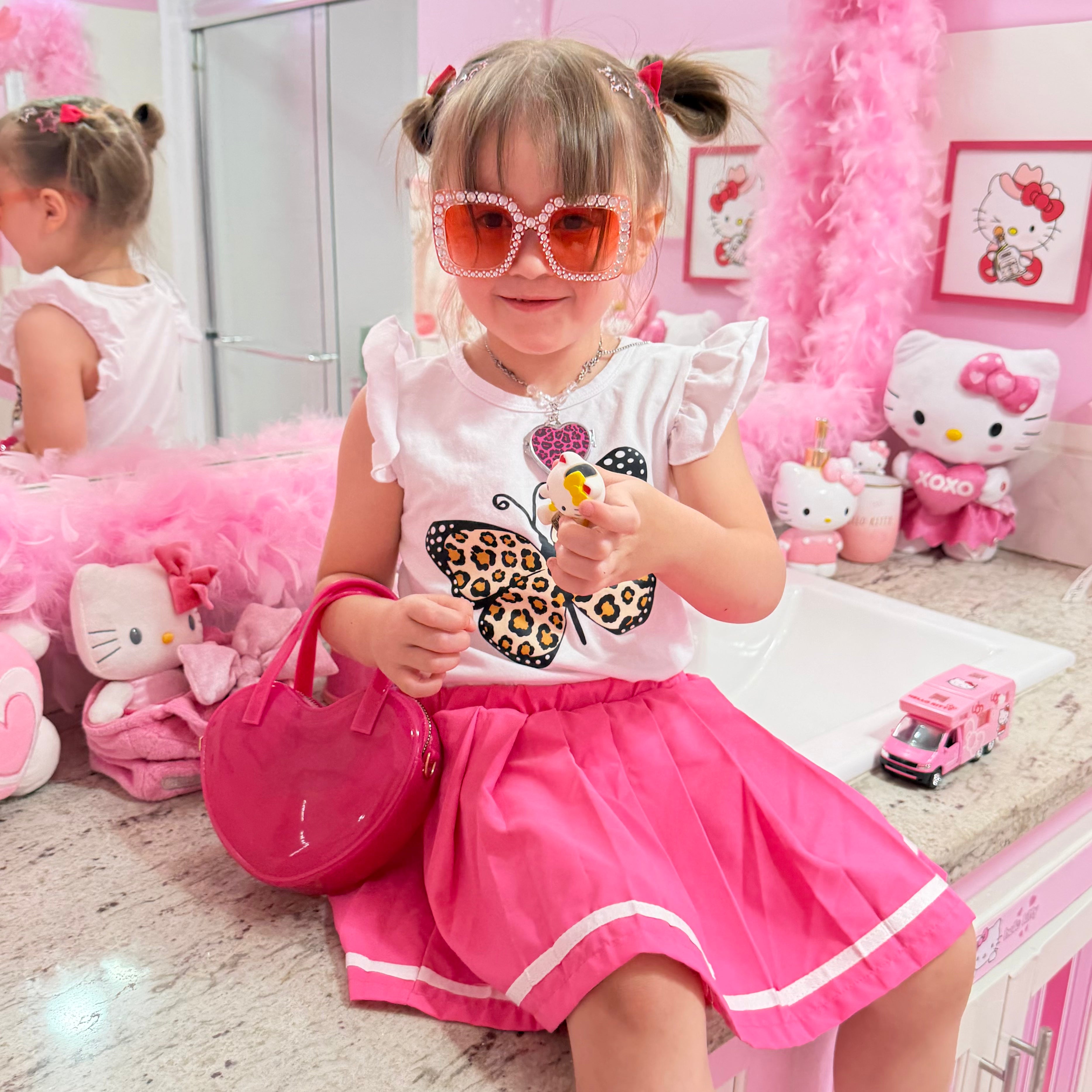 Heart Shaped Little Girl Purse & Sunglasses Gift Box | Mini Purse for Girls Ages 3–6 | Kids Purse Children Dress Up Purse